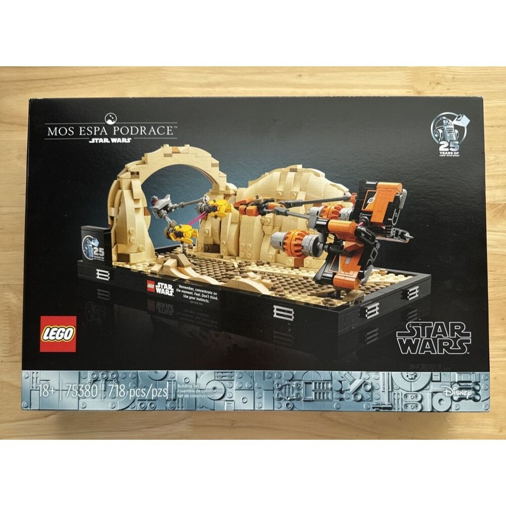 LEGO 75380 Star Wars Mos Espa Podrace Diorama - Retired, New Sealed, 718pc
